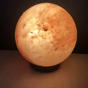 Round-salt-lamp